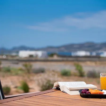 Campo And * Kampos (Antiparos)