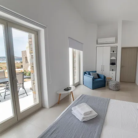 Campo * Parikia (Paros)